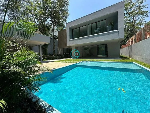 Casa com 820m² 5 quartos e 8 banheiros, à venda, no bairro Itanhangá em Rio de Janeiro
