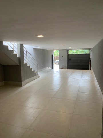 Casa 3 quartos e 2 banheiros, à venda, no bairro Vila Rica em Governador Valadares