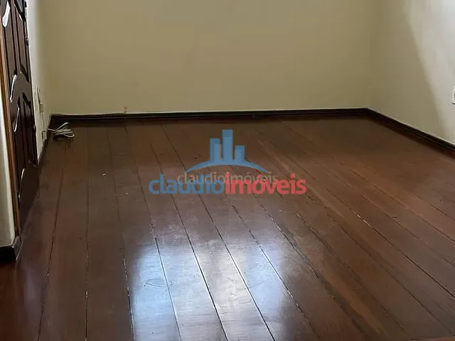Casa 3 quartos e 2 banheiros, à venda, no bairro Jardim Amália em Volta Redonda