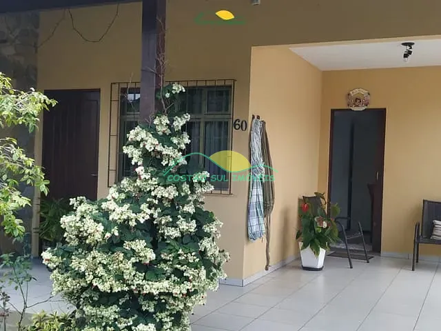 Casa com 420m² 5 quartos e 3 banheiros, à venda, no bairro Campeche em Florianópolis