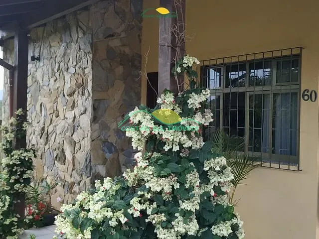 Casa com 420m² 5 quartos e 3 banheiros, à venda, no bairro Campeche em Florianópolis