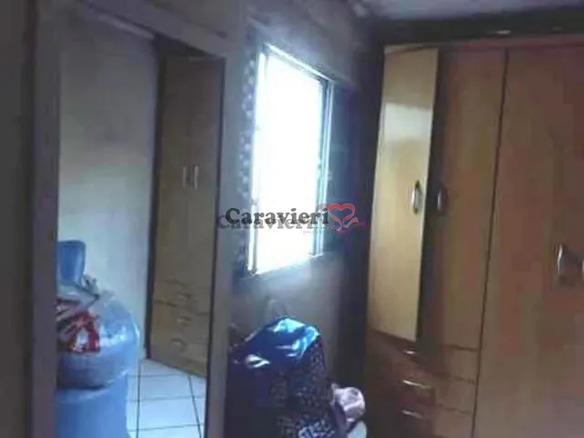 Casa com 220m² 4 quartos e 2 banheiros, à venda, no bairro Vila Mesquita em São Paulo