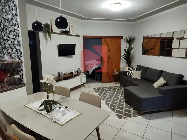 Casa 3 quartos e 2 banheiros, à venda, no bairro Jardim Terras de San José em Pirassununga