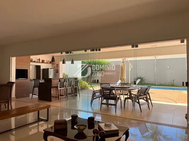Casa com 598m² 4 quartos e 6 banheiros, à venda, no bairro Flamboyant Residencial Park em Uberaba