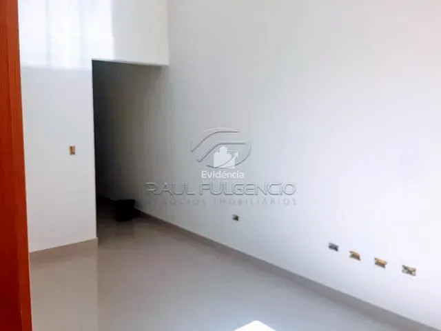 Casa com 125m² 3 quartos e 2 banheiros, à venda, no bairro Residencial José B Almeida em Londrina