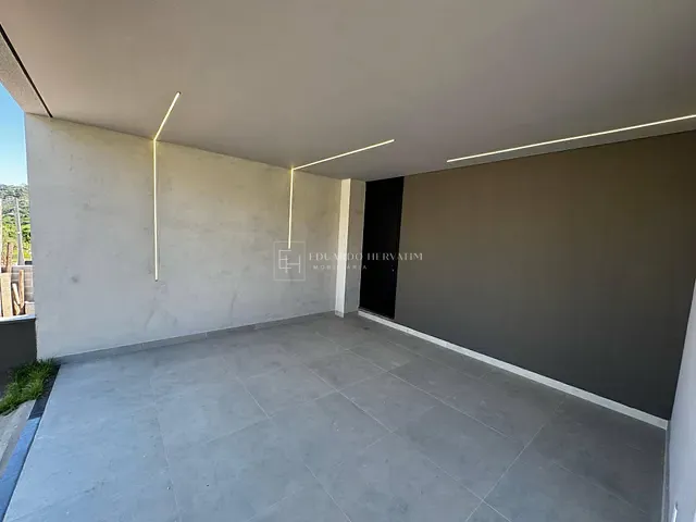 Casa 3 quartos e 4 banheiros, à venda, no bairro Jardim Celeste em Jundiaí