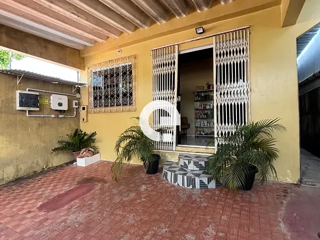 Casa 3 quartos e 2 banheiros, à venda, no bairro Caranazal em Santarém