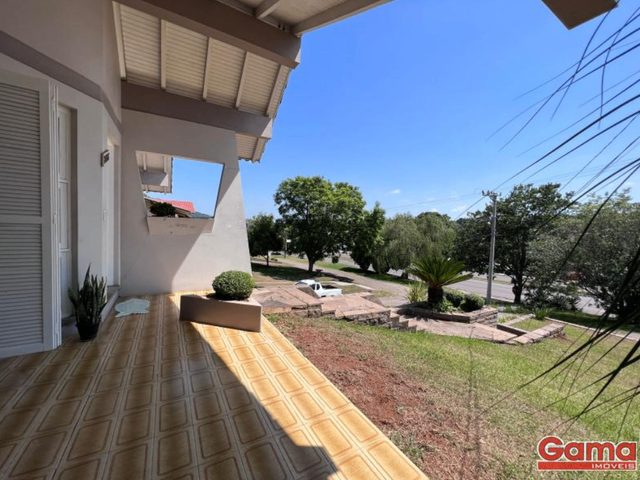 Casa com 245m² 3 quartos e 3 banheiros, à venda, no bairro Coroados em Nova Prata