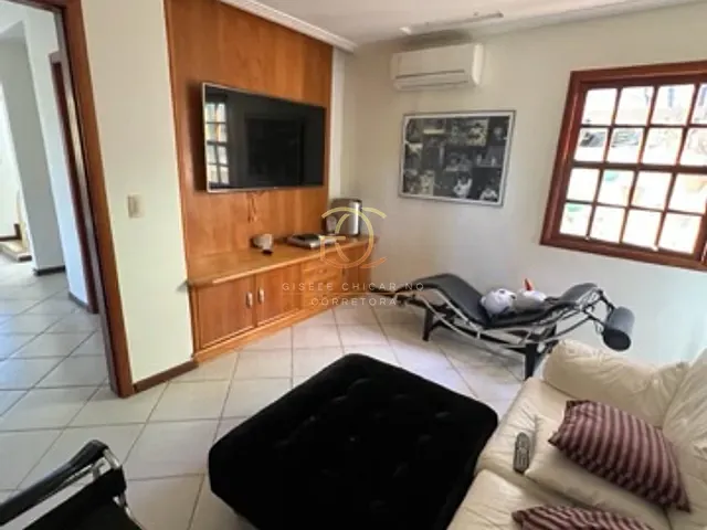 Casa com 860m² 3 quartos e 5 banheiros, à venda, no bairro Monte Belo em Valença