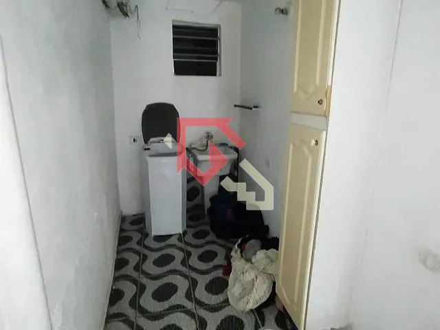 Casa 2 quartos e 1 banheiro, para alugar, no bairro Vila Feital em Mauá