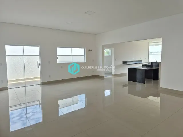 Casa 4 quartos e 6 banheiros, à venda, no bairro Condomínio Residencial Lago da Barra em Jaguariúna