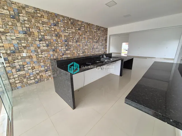 Casa 4 quartos e 6 banheiros, à venda, no bairro Condomínio Residencial Lago da Barra em Jaguariúna