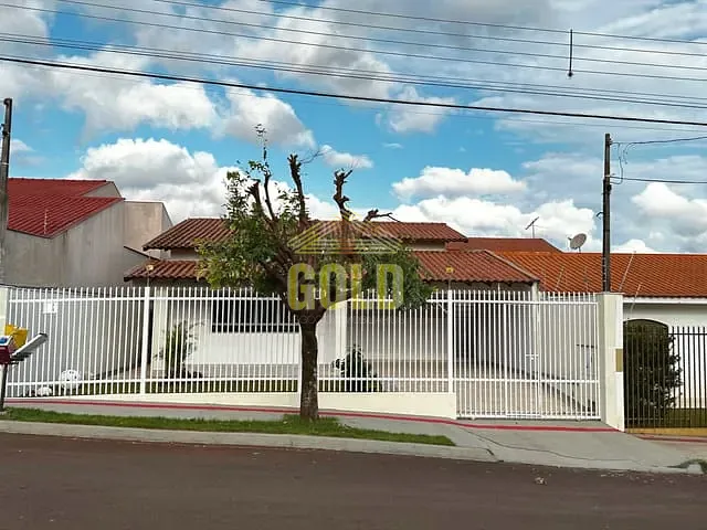 Casa com 300m² 3 quartos e 3 banheiros, à venda, no bairro Jardim Portal de Itamaracá em Londrina