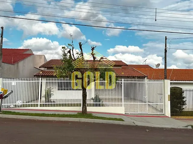 Casa com 300m² 3 quartos e 3 banheiros, à venda, no bairro Jardim Portal de Itamaracá em Londrina
