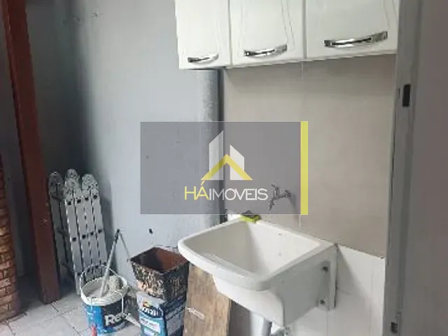 Casa com 75m² 2 quartos e 1 banheiro, para alugar, no bairro Castelo em Belo Horizonte