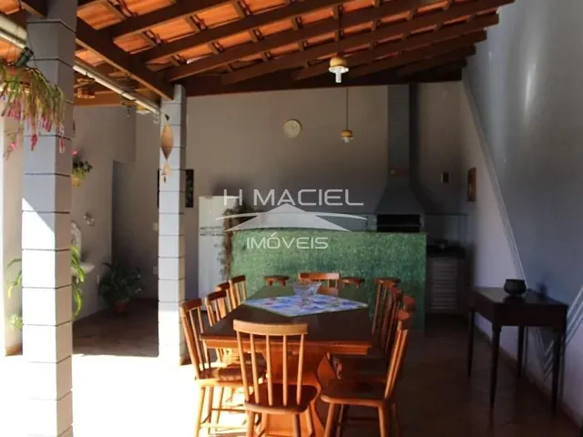Casa com 381m² 3 quartos e 4 banheiros, à venda, no bairro Jardim Chapadão em Campinas