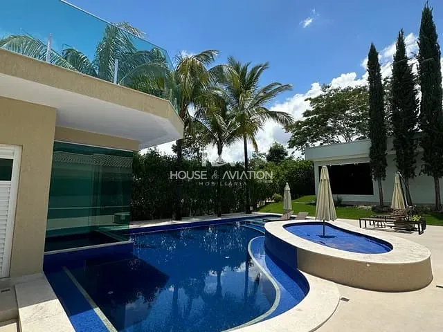 Casa com 3000m² 5 quartos e 8 banheiros, à venda, no bairro Residencial Aldeia do Vale em Goiânia
