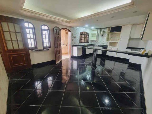 Casa com 90m² 1 quarto e 2 banheiros, para alugar, no bairro Jardim Roberto em Osasco
