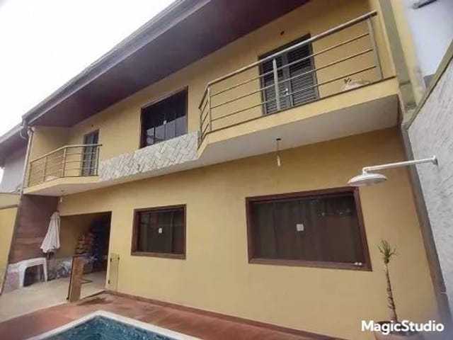 Casa com 150m² 3 quartos e 3 banheiros, à venda, no bairro Jaguari em Americana