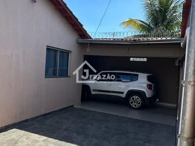 Casa com 250m², à venda, no bairro Conjunto Vera Cruz em Goiânia
