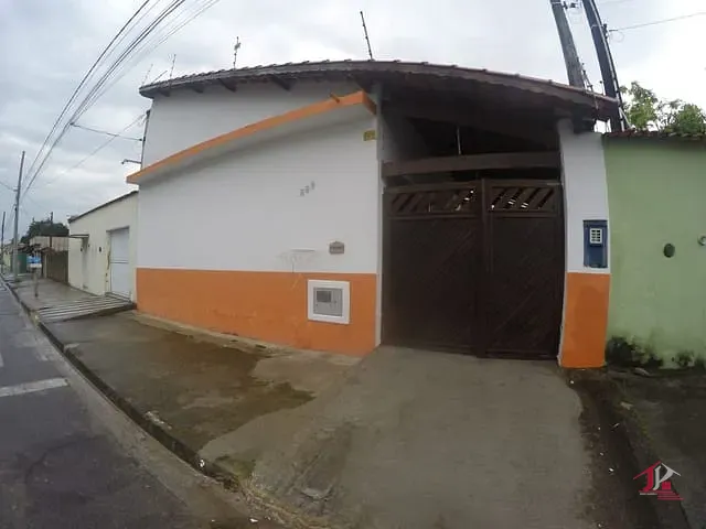 Casa 3 quartos e 2 banheiros, à venda, no bairro Belas Artes em Itanhaém