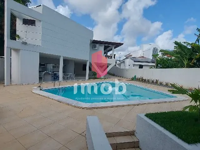Casa com 900m² 6 quartos e 6 banheiros, à venda, no bairro Jardim Petrópolis em Maceió