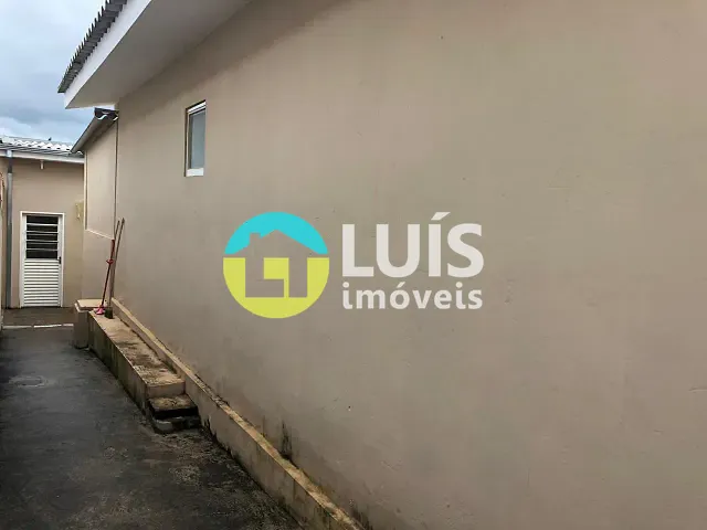 Casa 1 quarto e 1 banheiro, para alugar, no bairro Pássaro da Ilha em Guaranésia