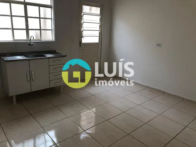 Casa 1 quarto e 1 banheiro, para alugar, no bairro Pássaro da Ilha em Guaranésia