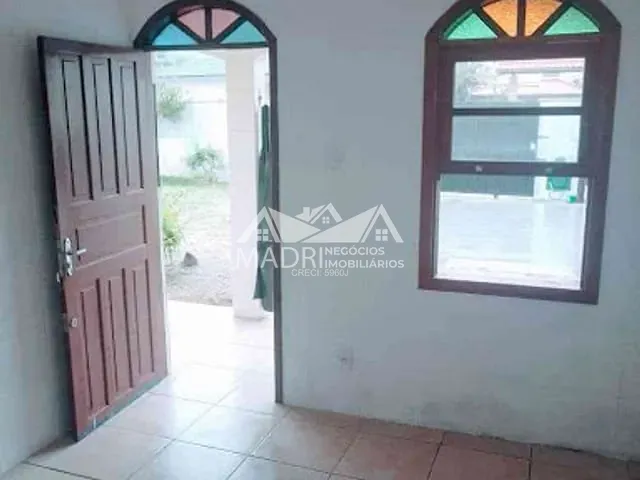 Casa com 252m² 3 quartos e 2 banheiros, à venda, no bairro Praia de Fora em Palhoça