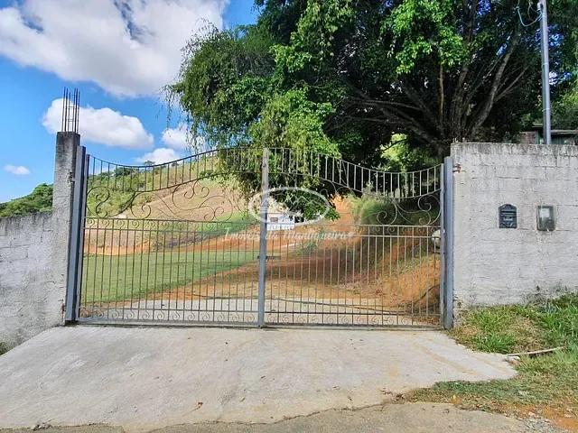 Casa com 3000m² 1 quarto e 1 banheiro, à venda, no bairro Penedo em Itatiaia