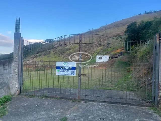 Casa com 3000m² 1 quarto e 1 banheiro, à venda, no bairro Penedo em Itatiaia