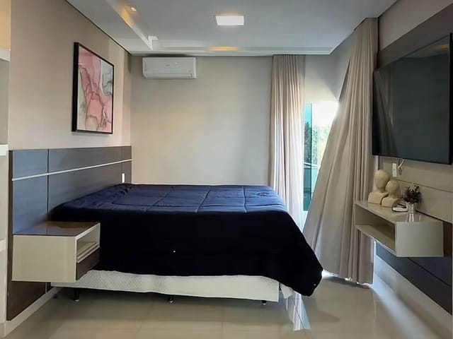 Casa 4 quartos e 5 banheiros, para alugar, no bairro Jardins Valência em Goiânia