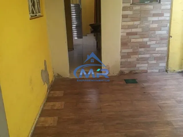 Casa 1 quarto e 2 banheiros, à venda, no bairro Vila Domitila em São Paulo