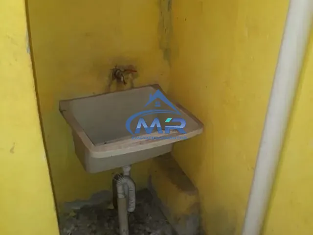Casa 1 quarto e 2 banheiros, à venda, no bairro Vila Domitila em São Paulo