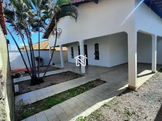 Casa com 438m² 3 quartos e 2 banheiros, para alugar, no bairro Bela Vista em Paraíso do Tocantins