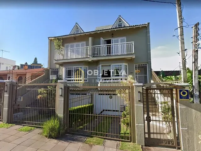 Casa com 380m² 4 quartos e 5 banheiros, à venda, no bairro Chácara das Pedras em Porto Alegre