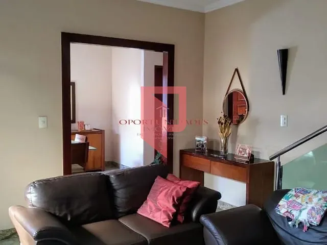 Casa 3 quartos e 4 banheiros, à venda, no bairro Coqueiros em Belo Horizonte