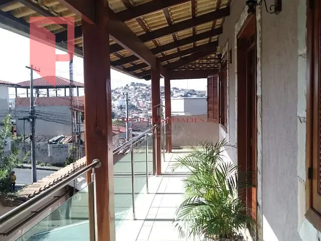 Casa 3 quartos e 4 banheiros, à venda, no bairro Coqueiros em Belo Horizonte