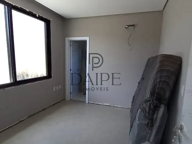 Casa com 721m² 4 quartos e 5 banheiros, à venda, no bairro Centro em Xangri-Lá