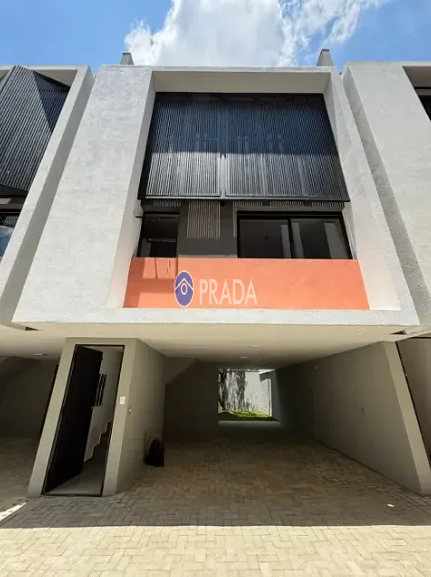 Casa, 3 quartos, 225 m² - Foto 1
