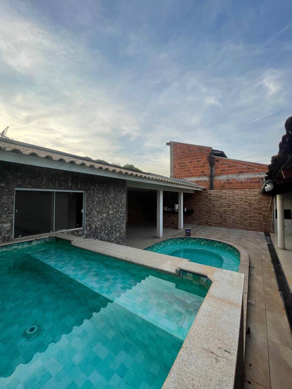 Casa à venda e aluguel com 4 quartos, 360m² - Foto 22