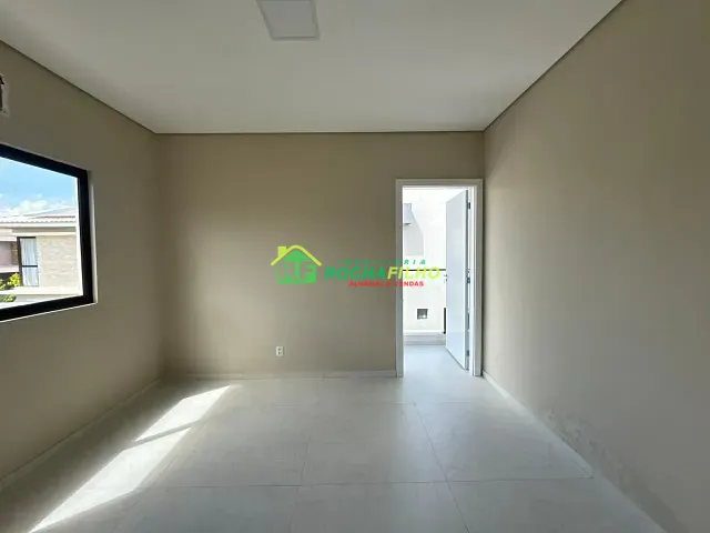 Casa com 300m² 4 quartos e 4 banheiros, à venda, no bairro Uruguai em Teresina