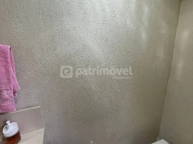 Casa com 260m² 3 quartos e 1 banheiro, à venda, no bairro Catete em Rio de Janeiro