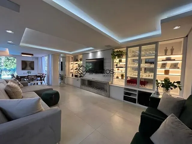 Casa com 285m² 3 quartos e 3 banheiros, à venda, no bairro Centro em Ijuí