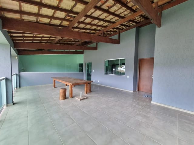 Casa com 1500m² 4 quartos e 5 banheiros, à venda, no bairro Bonfim em Juiz de Fora