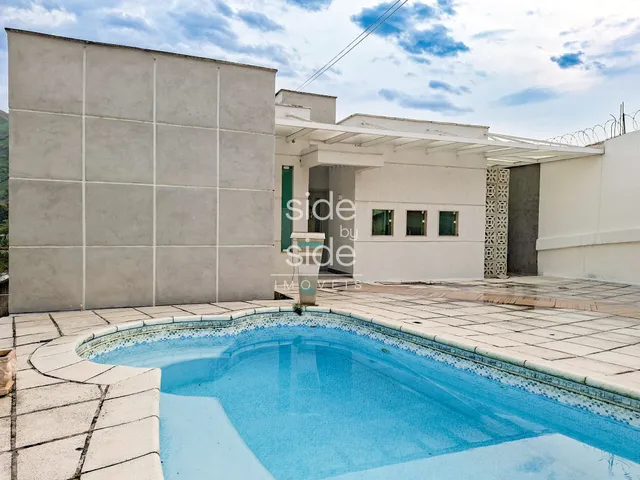 Casa 3 quartos e 3 banheiros, à venda, no bairro Nova Niterói em Três Rios