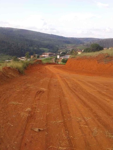 Casa com 360m², à venda, no bairro Estádio Modestão em Bela Vista de Minas