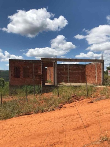Casa com 360m², à venda, no bairro Estádio Modestão em Bela Vista de Minas