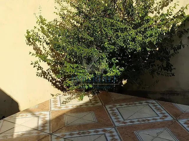 Casa 2 quartos e 1 banheiro, para alugar, no bairro Colônia Dona Luíza em Ponta Grossa