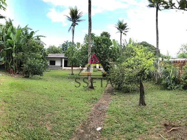 Casa com 895m² 3 quartos e 3 banheiros, à venda, no bairro Centro em Guapimirim